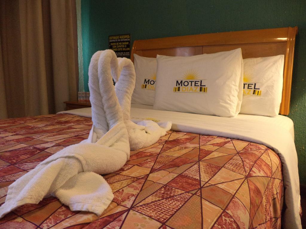 Hotel Diaz Tijuana Pokój zdjęcie