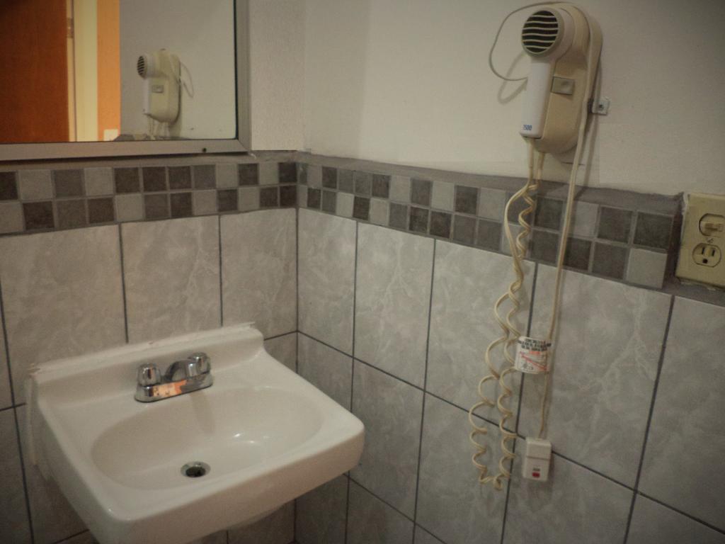 Hotel Diaz Tijuana Pokój zdjęcie