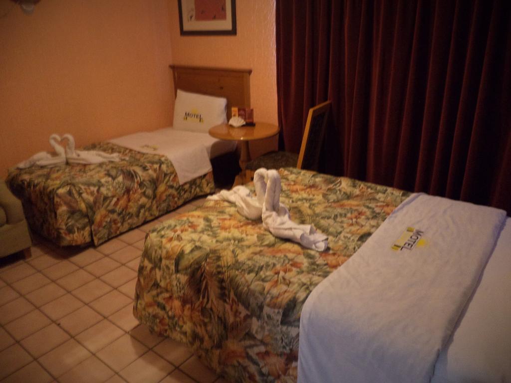 Hotel Diaz Tijuana Pokój zdjęcie