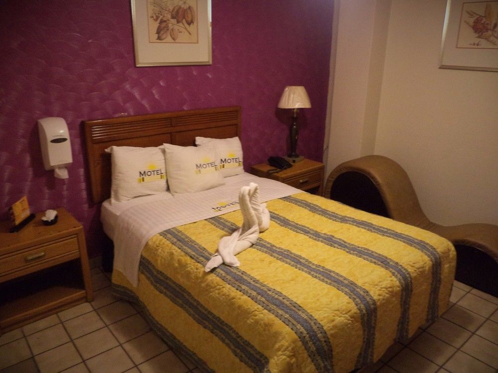 Hotel Diaz Tijuana Zewnętrze zdjęcie